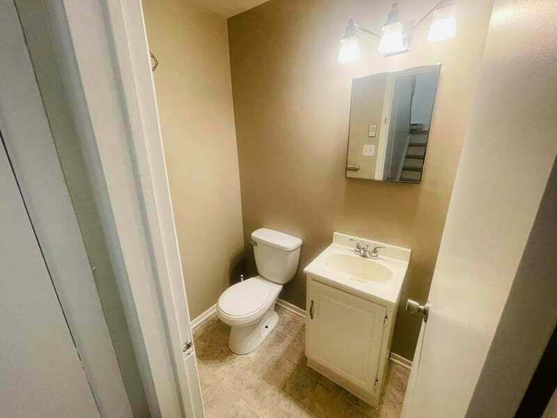 A-16 Sonnet Crescent, Ottawa, ON, K2H 8W7 - 6