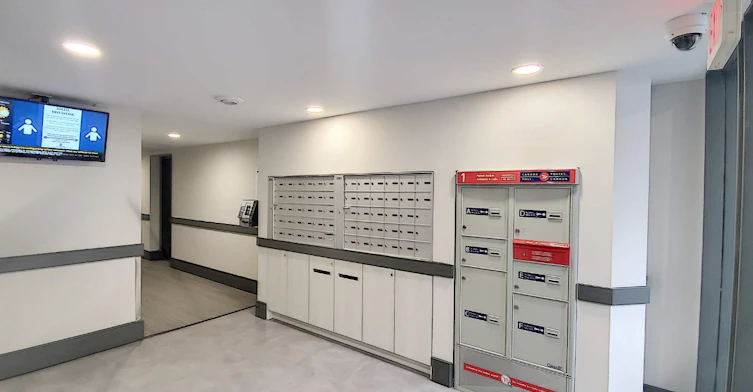 212-5 Benlamond Avenue, Toronto, ON, M4E 1Y8 - 11