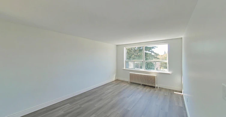 10-06-3 Drexel Road, Toronto, ON, M6A 2L4 - 7