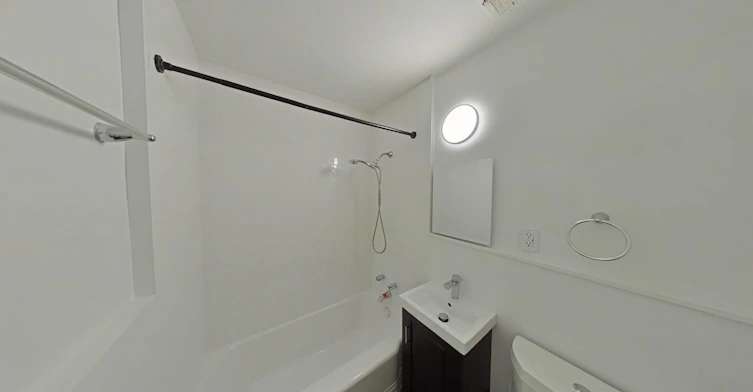 10-06-3 Drexel Road, Toronto, ON, M6A 2L4 - 16