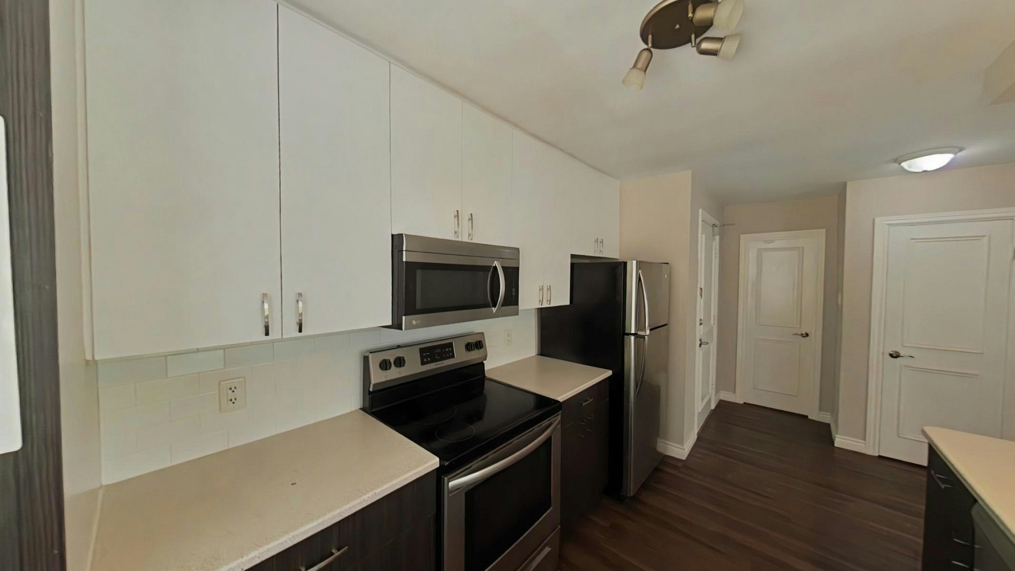 14-03-3 Drexel Road, Toronto, ON, M6A 2L4 - 5