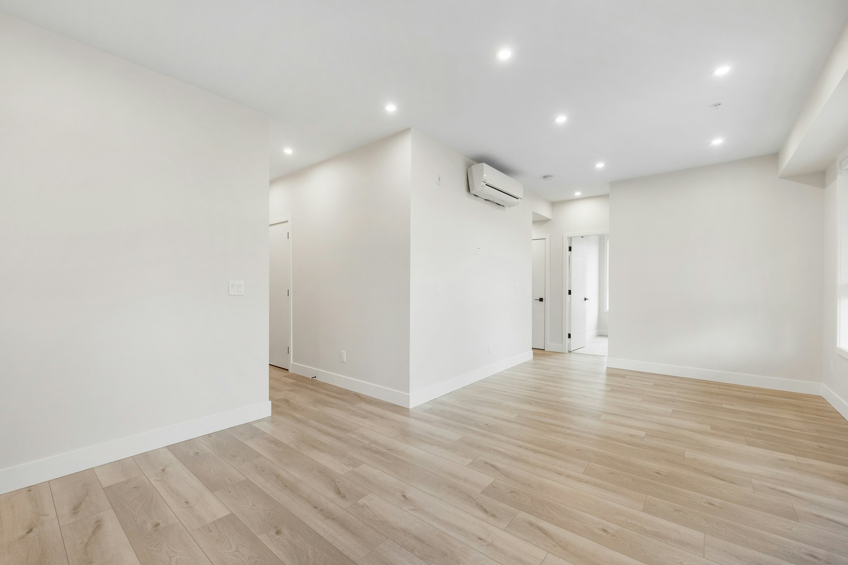 45511 Campus Drive, Chilliwack, BC, V2R 6K8 - 2