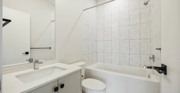 45511 Campus Drive, Chilliwack, BC, V2R 6K8 - 7