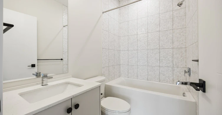45511 Campus Drive, Chilliwack, BC, V2R 6K8 - 7