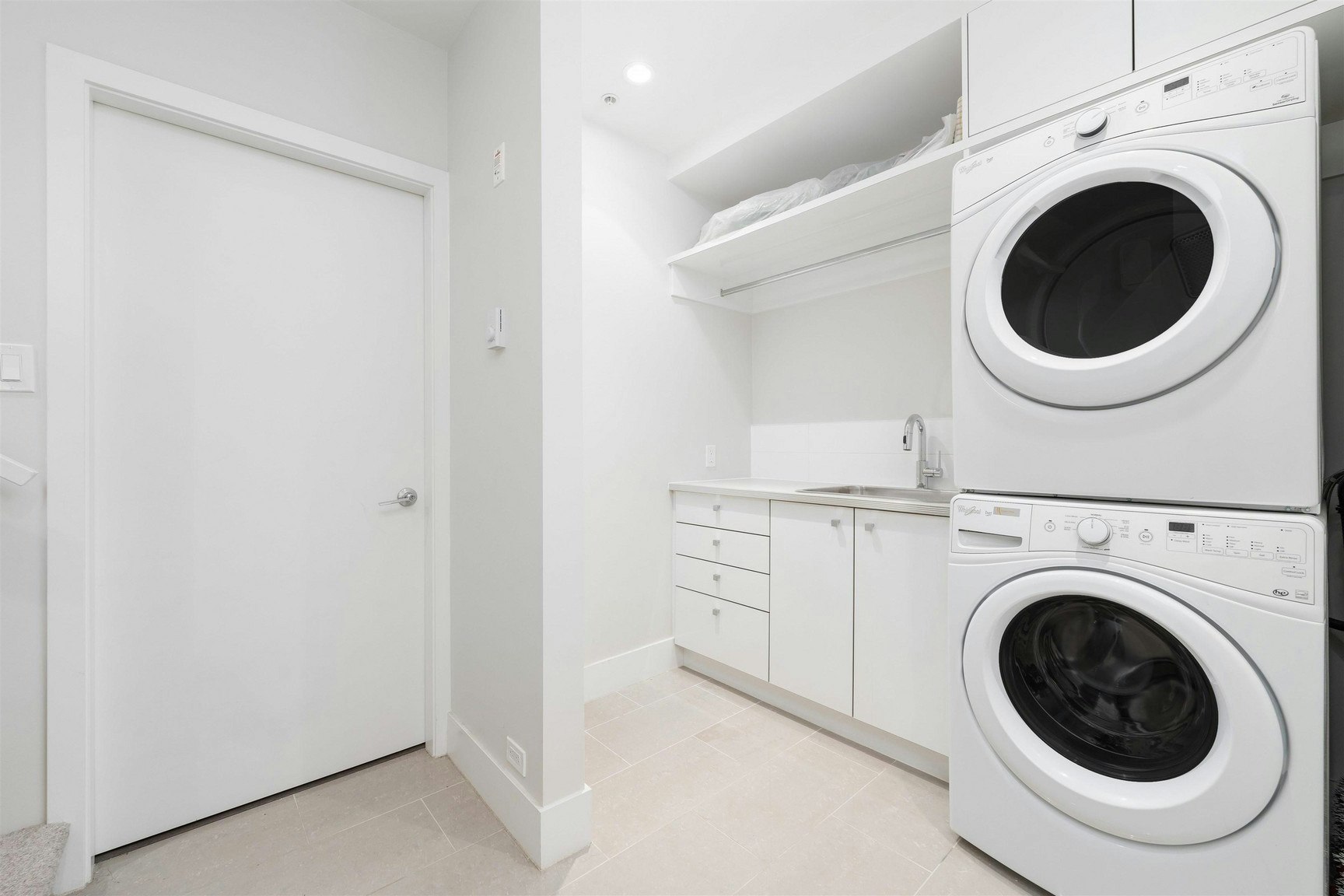 238 West 62nd Vancouver Avenue, Vancouver, BC, V5X 0G7 - 4
