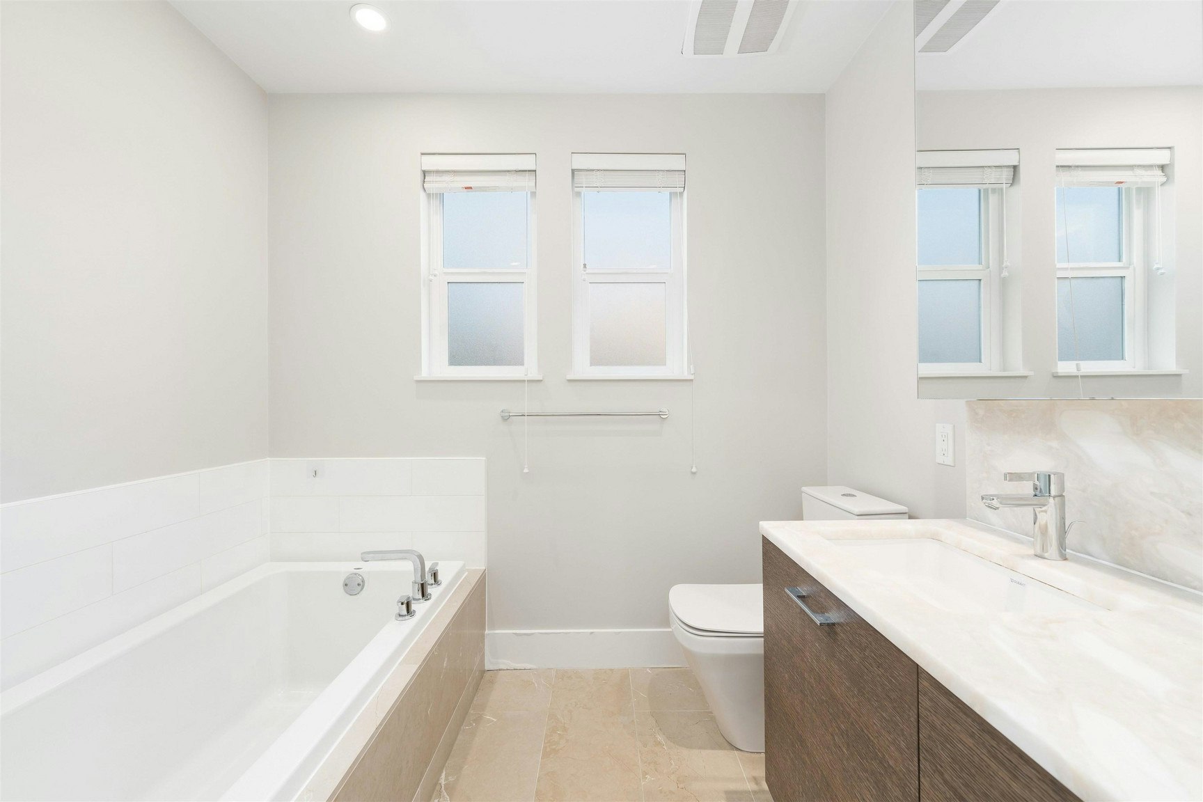 238 West 62nd Vancouver Avenue, Vancouver, BC, V5X 0G7 - 7