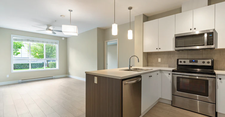 1948 North Parallel Road, Abbotsford, BC, V3G 0G7 - 2