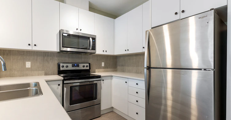 1948 North Parallel Road, Abbotsford, BC, V3G 0G7