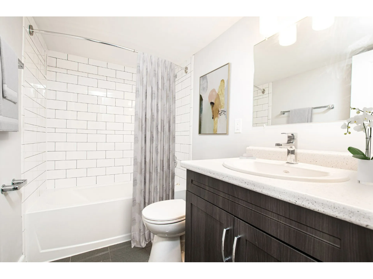 12-005-14 Rusholme Drive, Toronto, ON, M6J 3J9 - 6