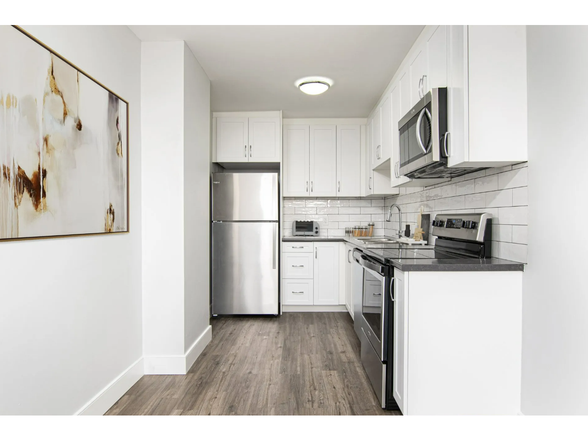 12-005-14 Rusholme Drive, Toronto, ON, M6J 3J9 - 4