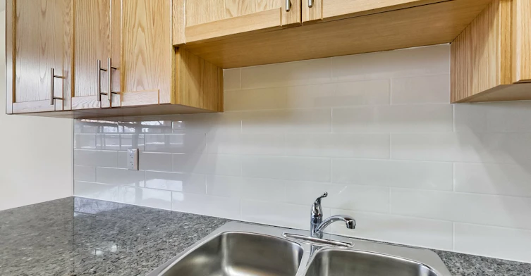 0302-101 Cosburn Avenue, Toronto, ON, M4K 2G3 - 77