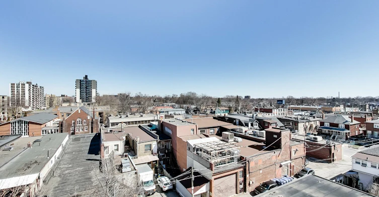 0401-101 Cosburn Avenue, Toronto, ON, M4K 2G3 - 39