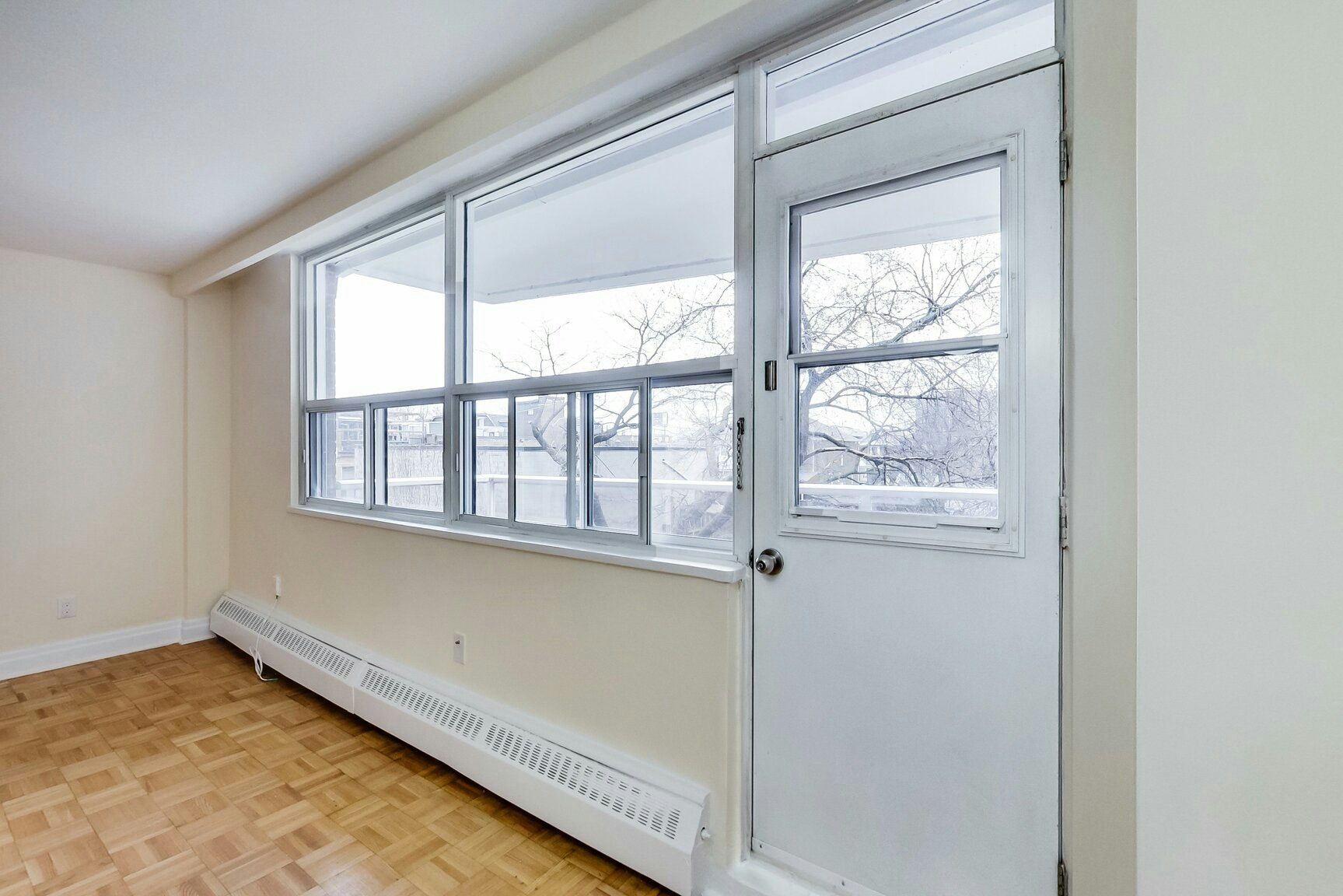 0401-101 Cosburn Avenue, Toronto, ON, M4K 2G3 - 75