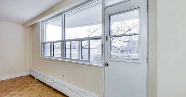 0401-101 Cosburn Avenue, Toronto, ON, M4K 2G3 - 75