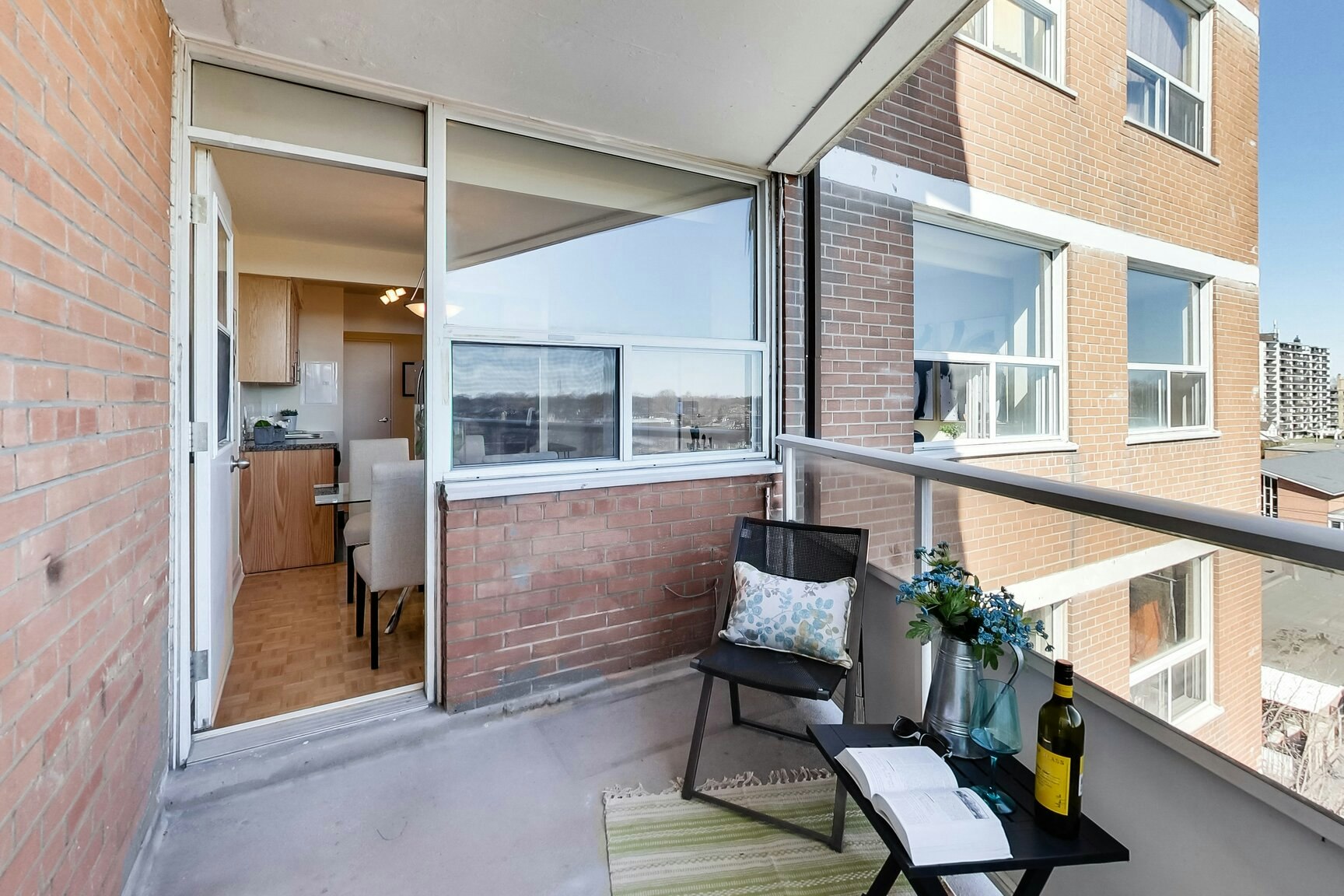 0401-101 Cosburn Avenue, Toronto, ON, M4K 2G3 - 40