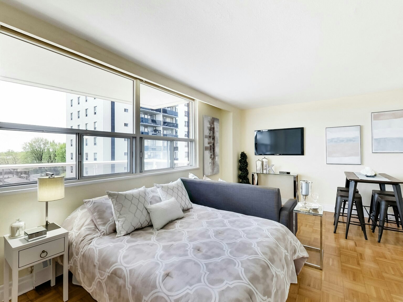 0401-101 Cosburn Avenue, Toronto, ON, M4K 2G3 - 30