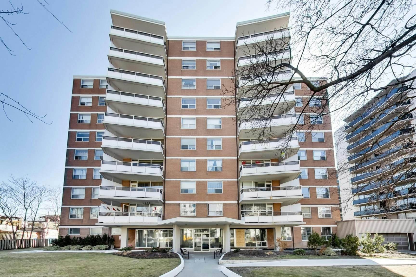 0401-101 Cosburn Avenue, Toronto, ON, M4K 2G3 - 3