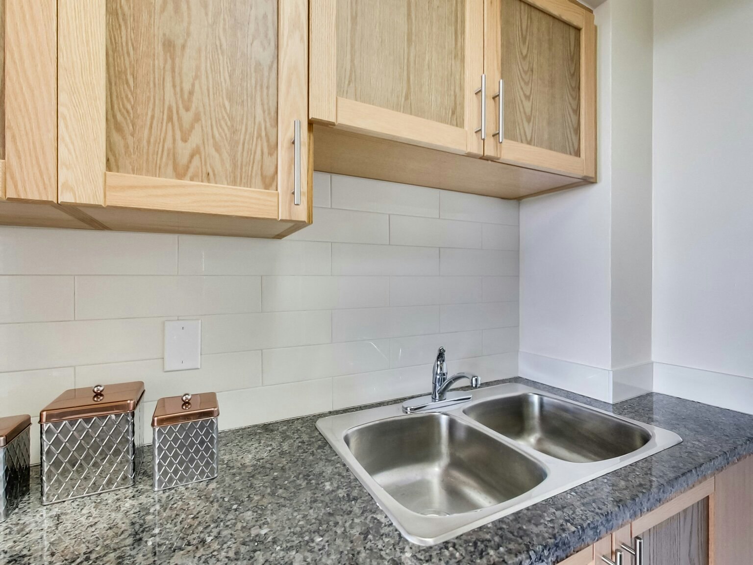 0401-101 Cosburn Avenue, Toronto, ON, M4K 2G3 - 29