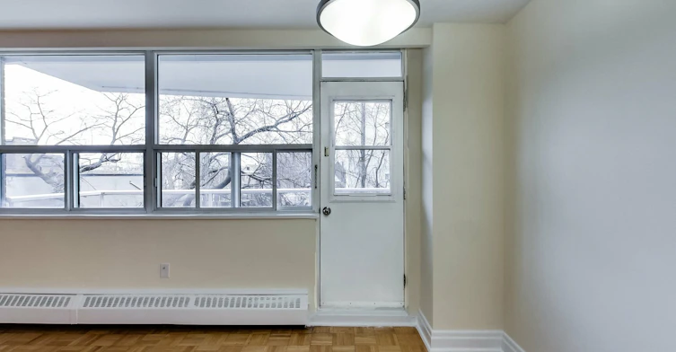 0401-101 Cosburn Avenue, Toronto, ON, M4K 2G3 - 74