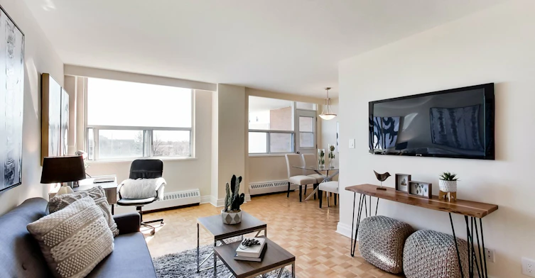 0401-101 Cosburn Avenue, Toronto, ON, M4K 2G3 - 47