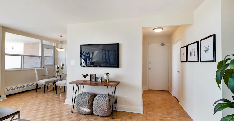 0401-101 Cosburn Avenue, Toronto, ON, M4K 2G3 - 58