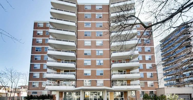 0401-101 Cosburn Avenue, Toronto, ON, M4K 2G3 - 2