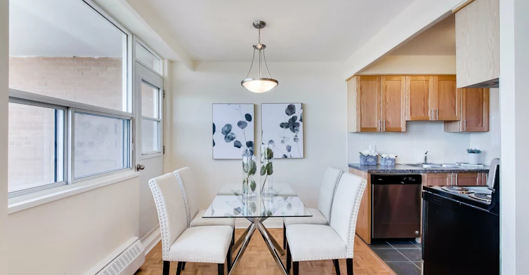 0401-101 Cosburn Avenue, Toronto, ON, M4K 2G3 - 59
