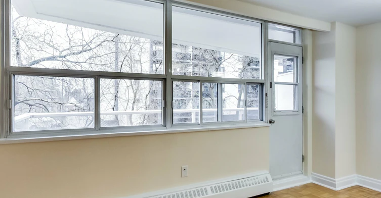 0401-101 Cosburn Avenue, Toronto, ON, M4K 2G3 - 87