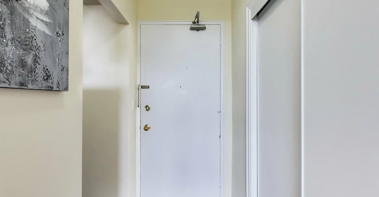 0202-101 Cosburn Avenue, Toronto, ON, M4K 2G3 - 34