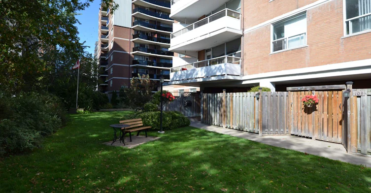 0202-101 Cosburn Avenue, Toronto, ON, M4K 2G3 - 17
