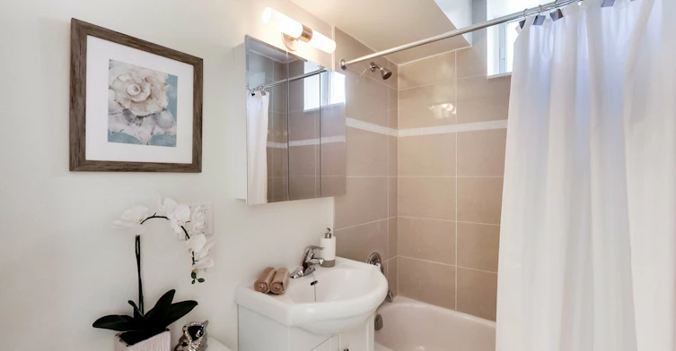 0202-101 Cosburn Avenue, Toronto, ON, M4K 2G3 - 62