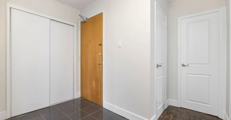 0226-200 Ridley Boulevard, Toronto, ON, M5M 3M2 - 5
