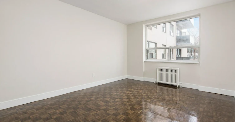 0321-200 Ridley Boulevard, Toronto, ON, M5M 3M2 - 5