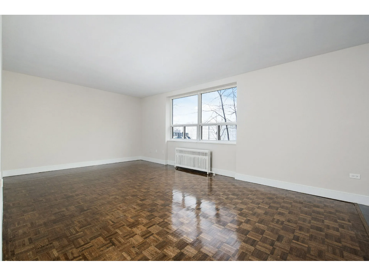 0321-200 Ridley Boulevard, Toronto, ON, M5M 3M2 - 6