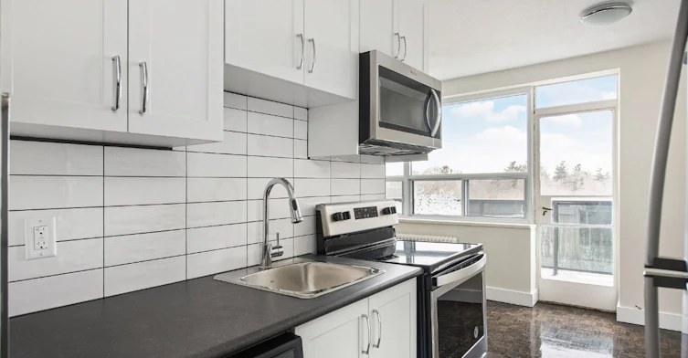 18-208-20 Skipton Court, Toronto, ON, M3M 2S8 - 5