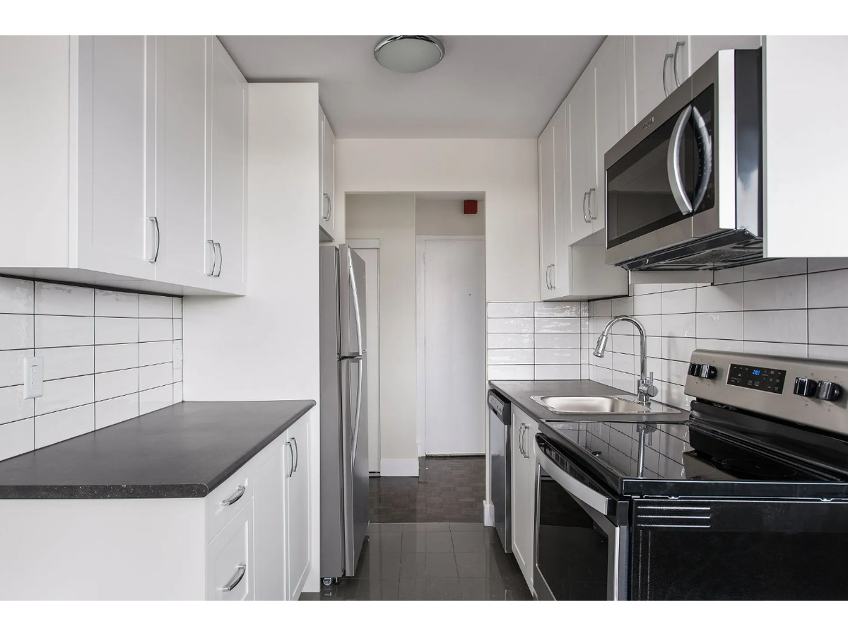 18-208-20 Skipton Court, Toronto, ON, M3M 2S8 - 4