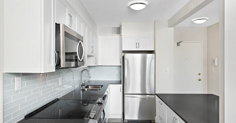 0208-65 Forest Manor Road, Toronto, ON, M2J 1M5 - 9