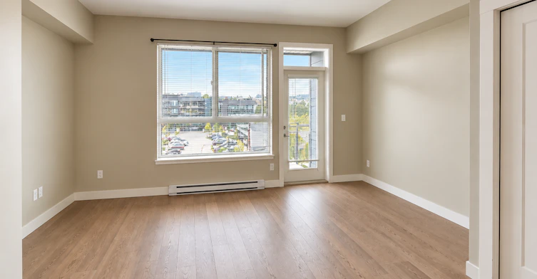 3080 Gladwin Road, Abbotsford, BC, V2T 0G3 - 2