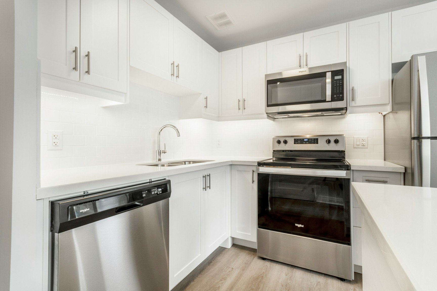 503-3141 Jaguar Valley Drive, Mississauga, ON, L5A 2H9 - 5
