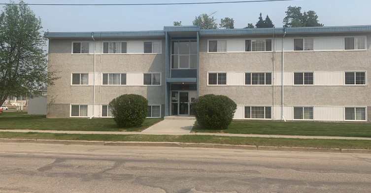 1N-817 46 Street, Edson, AB, T7E 1E5