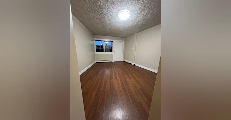 2020 Urquhart Road NW, Calgary, AB, T2N 4C5 - 5