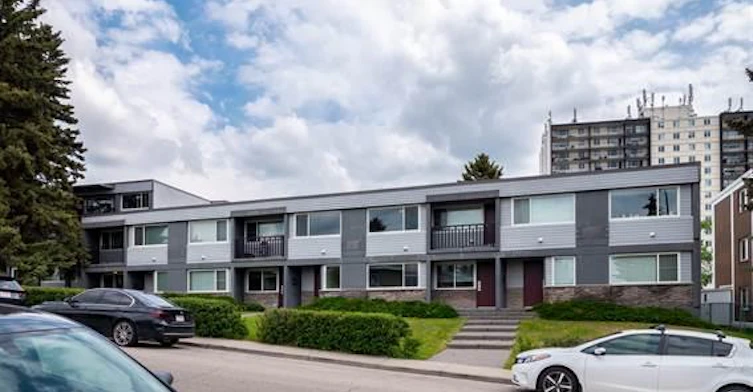2020 Urquhart Road NW, Calgary, AB, T2N 4C5