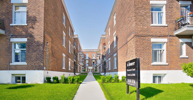 2112 Claremont, Montréal, QC, H3Z 2P8 - 23