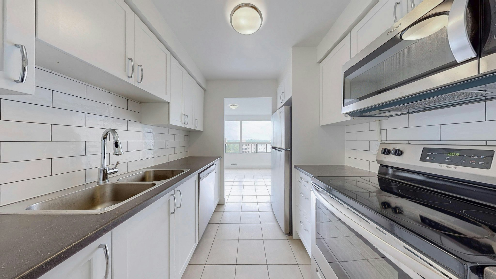 0203-560 Proudfoot Lane, London, ON, N6H 5C9 - 6