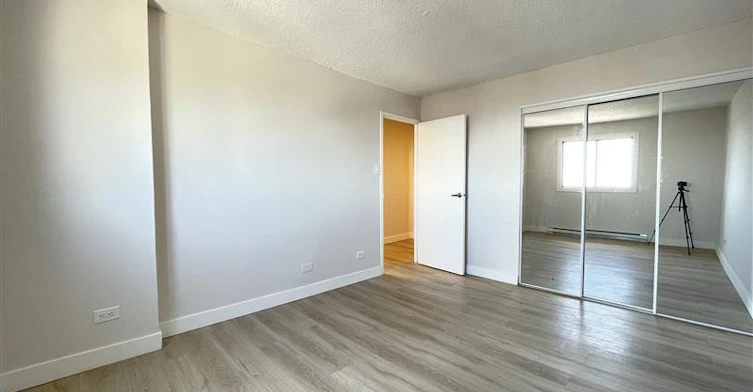 1BR-2000 Saint Marc Street, Montréal, QC, H3H 2N9 - 14