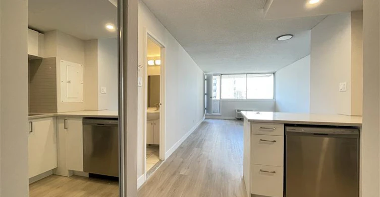 2 BR-2000 Saint Marc Street, Montréal, QC, H3H 2N9 - 15