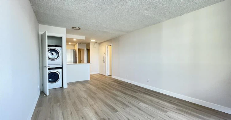2 BR-2000 Saint Marc Street, Montréal, QC, H3H 2N9 - 3