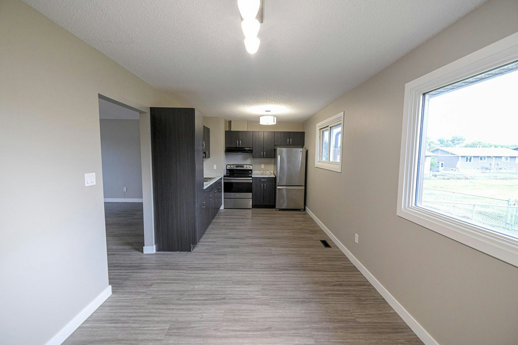 9318 108 Avenue, Grande Prairie, AB, T8V 1M7 - 5