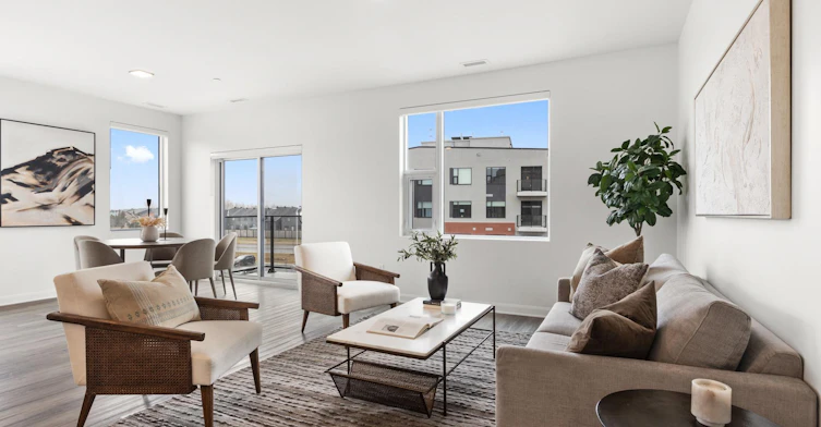 B421-2065 Portobello Boulevard, Ottawa, ON, K4A 5P7