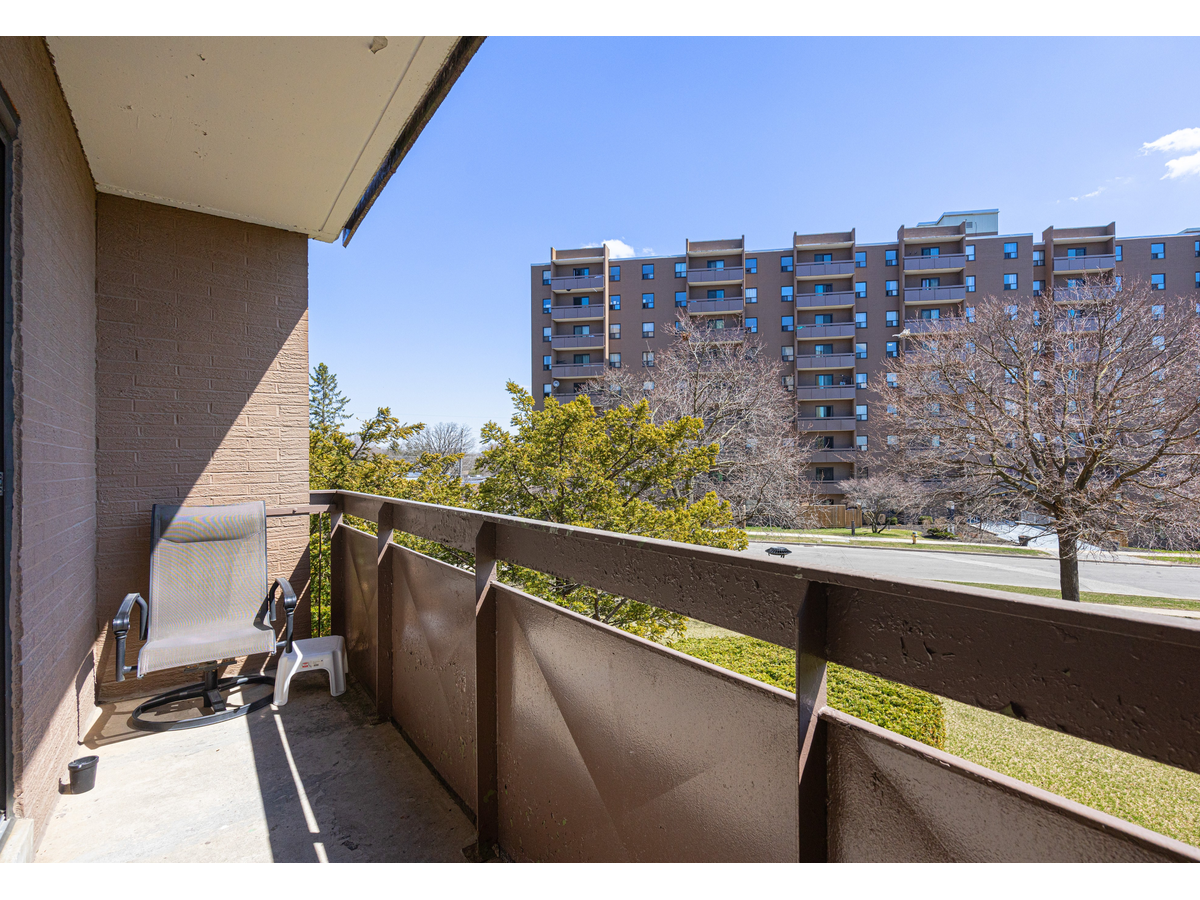 27-1009-40 Vanier Drive, Guelph, ON, N1G 2L1 - 6